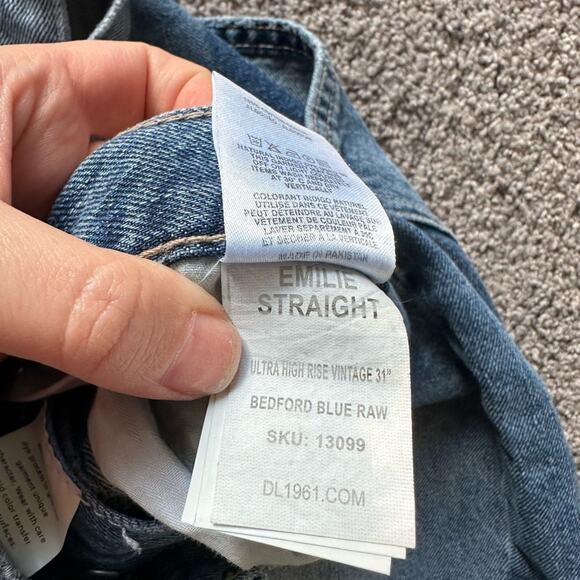 DONT BUY DL1961 Emilie Straight Jeans - Picture 5 of 8
